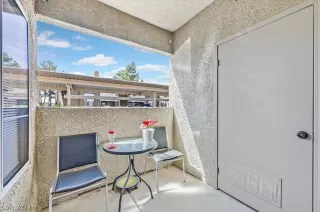 Photo #6: 2589314 Listing