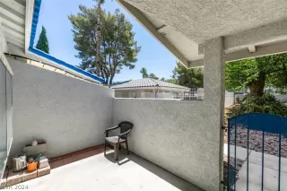 Photo #2: 2589321 Listing