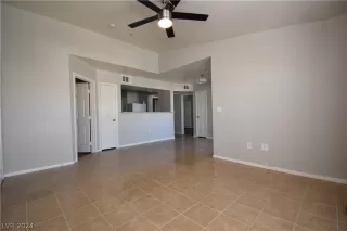 Photo #2: 2589345 Listing 