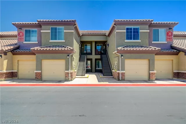 MLS: 2589379 Condo For Sale