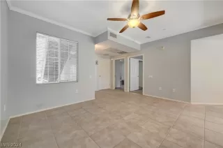 Photo #6: 2589379 Listing