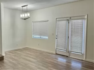 Photo #4: 2589415 Listing 