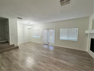 Photo #6: 2589415 Listing 