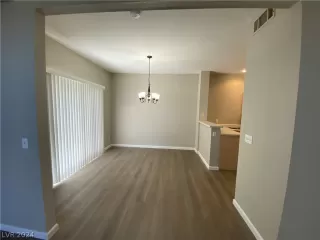 Photo #1: 2589424 Listing 