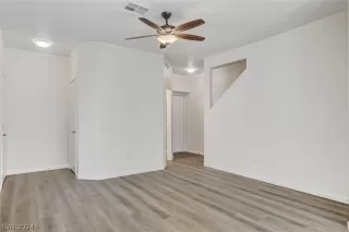 Photo #4: 2589446 Listing 