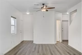 Photo #5: 2589446 Listing 