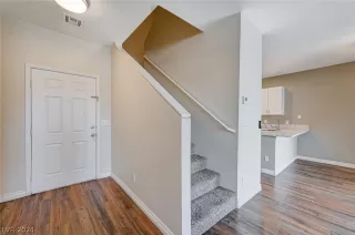 Photo #1: 2589515 Listing 