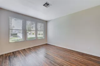 Photo #5: 2589515 Listing 