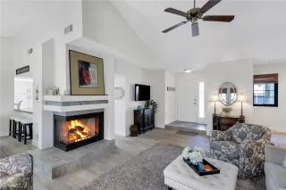 Photo #5: 2589539 Listing 