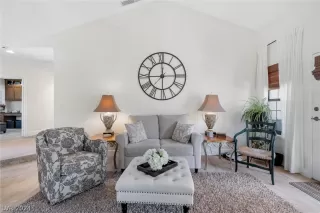 Photo #6: 2589539 Listing 