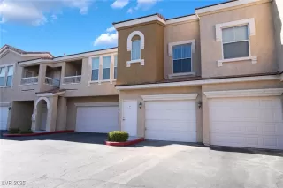 Photo #1: 2589561 Listing 