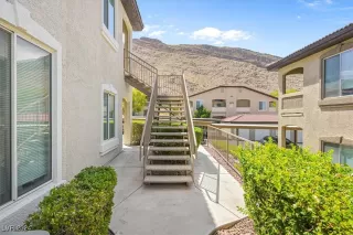 Photo #1: 2589570 Listing