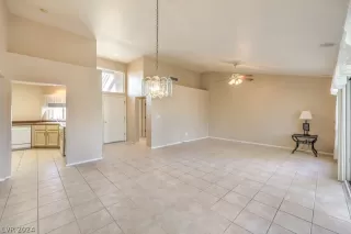 Photo #6: 2589586 Listing 