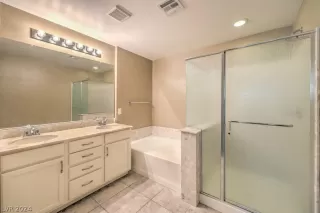 Photo #1: 2589597 Listing 