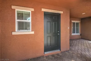 Photo #6: 2589597 Listing 