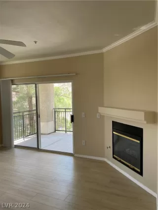 Photo #4: 2589661 Listing 