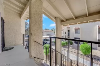 Photo #4: 2589679 Listing 