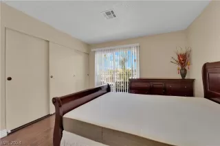 Photo #5: 2589679 Listing 