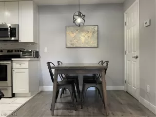 Photo #4: 2589703 Listing 