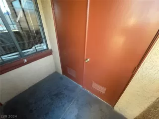 Photo #4: 2589757 Listing 