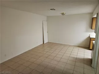 Photo #6: 2589761 Listing 