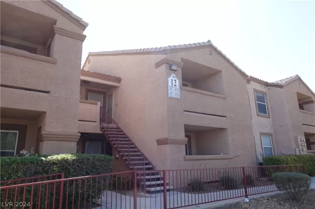 MLS: 2589795 Condo For Sale