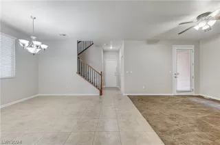 Photo #6: 2589801 Listing 