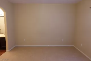 Photo #5: 2589805 Listing 