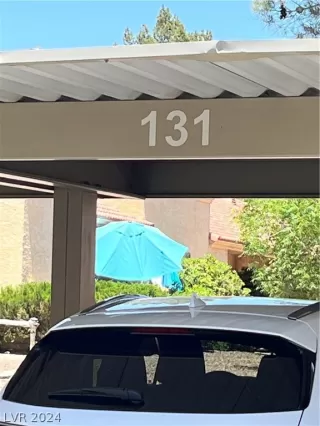 Photo #4: 2589821 Listing