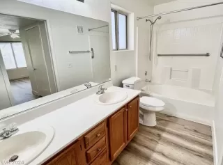 Photo #5: 2589841 Listing 