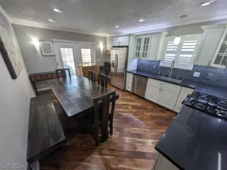 Photo #5: 2589847 Listing 