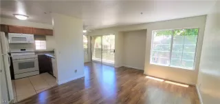 Photo #1: 2589885 Listing