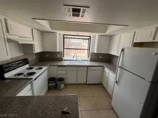 Photo #6: 2589888 Listing 