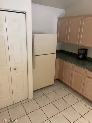 Photo #5: 2589905 Listing 