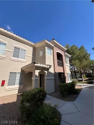 Photo #5: 2589912 Listing 