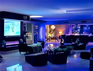 Photo #2: 2589998 Listing 