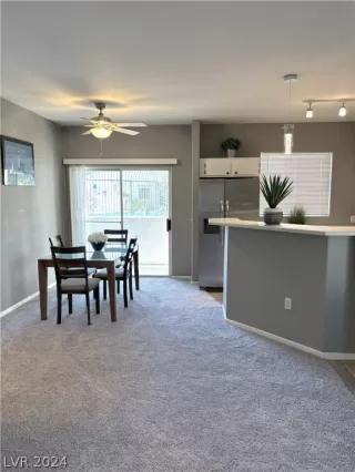 Photo #5: 2590076 Listing