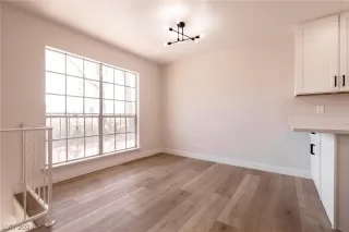 Photo #3: 2590102 Listing 