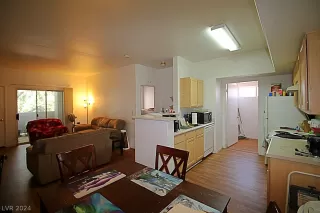 Photo #6: 2590122 Listing 