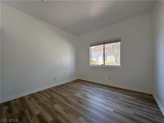 Photo #5: 2590123 Listing 