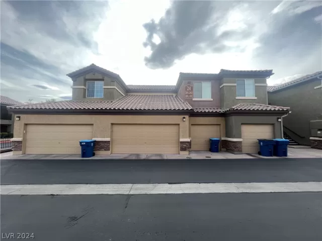 MLS: 2590135 Condo For Sale