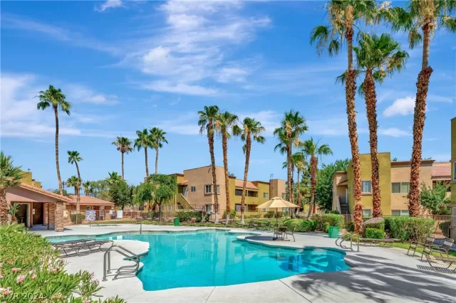 MLS: 2590154 Condo For Sale