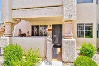 Photo #4: 2590195 Listing