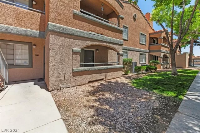 MLS: 2590197 Condo For Sale