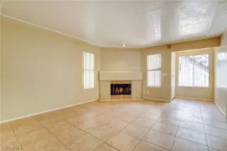 Photo #1: 2590239 Listing 