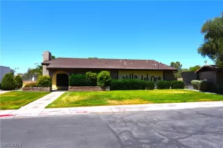 Photo #4: 2590246 Listing 