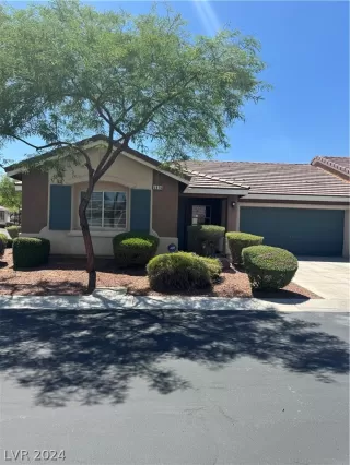 Photo #2: 2590274 Listing 