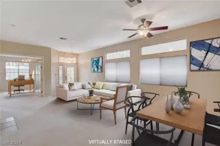 Photo #2: 2590278 Listing