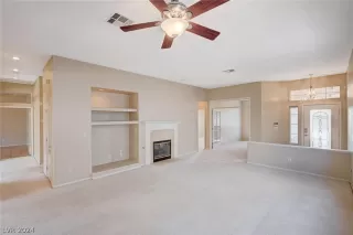 Photo #5: 2590278 Listing