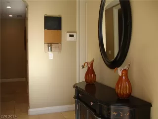 Photo #4: 2590279 Listing 